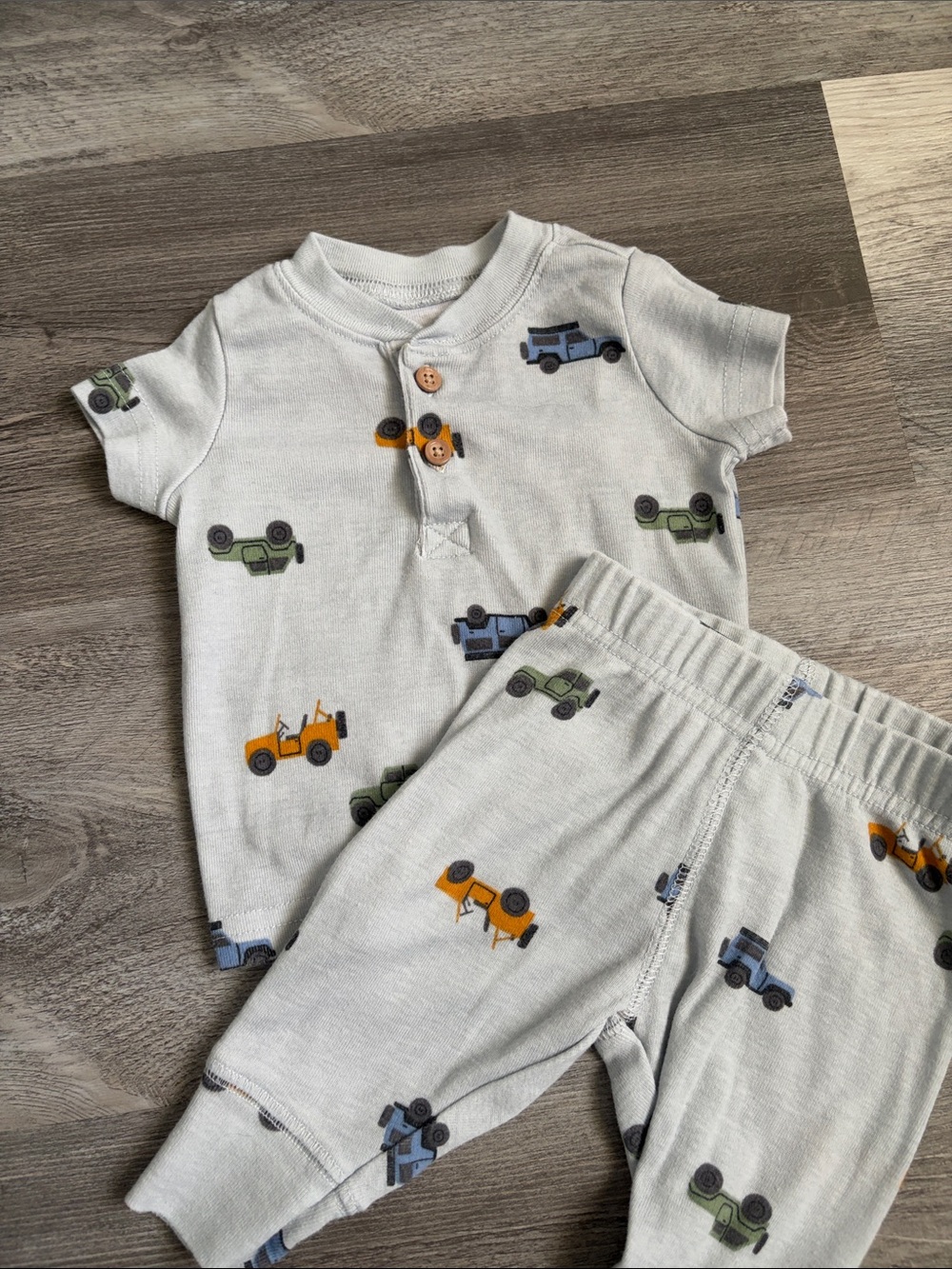 0-3m Carters COM